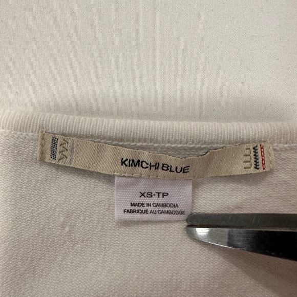 Kimchi Blue Scalloped Puff Sleeve Cardigan Women XS White Cropped | Coquette - Picture 3 of 6